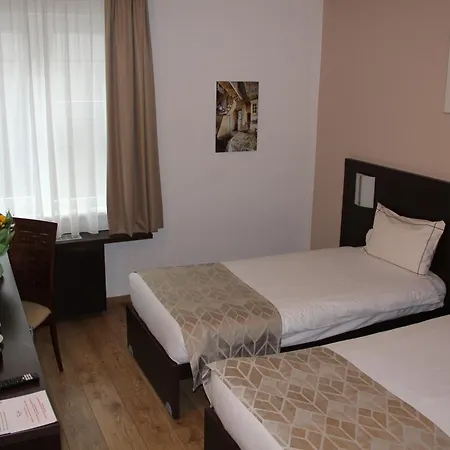 Threeland 4* Pétange