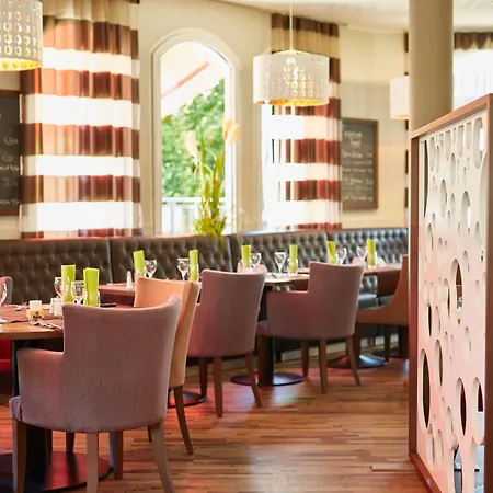 Threeland Hotel 4*