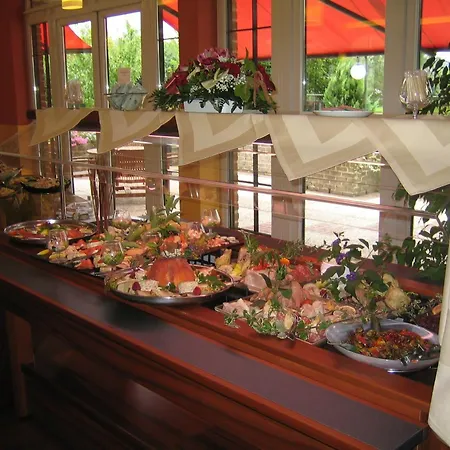 Threeland Szálloda Pétange