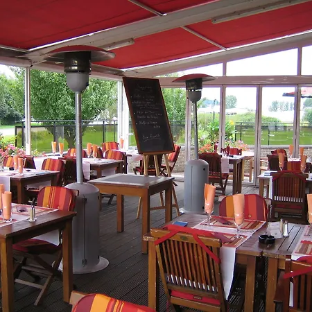 Hotel Threeland 4*
