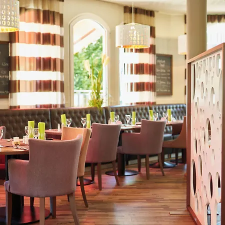 Threeland Hotel 4*