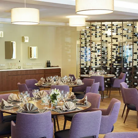 Hotel Threeland 4*