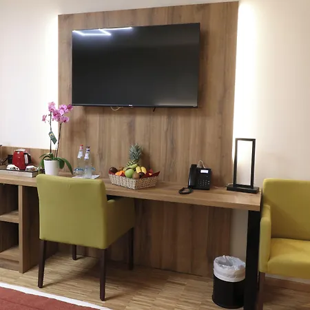 Hotel Threeland Pétange