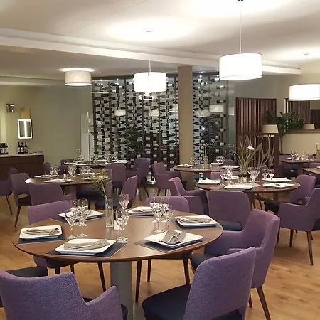 Hotel Threeland 4*