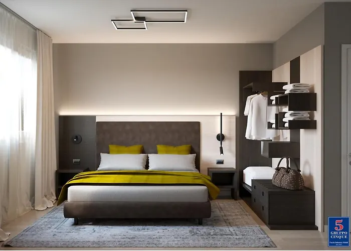 فندق Threeland 4*