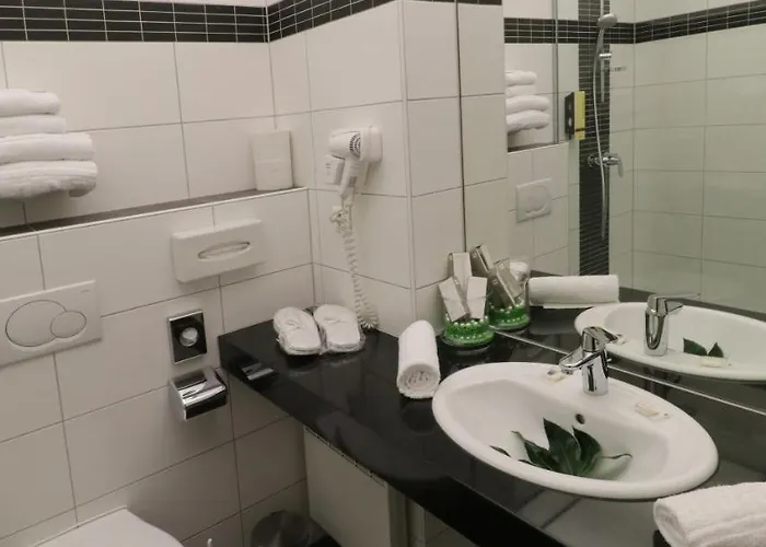 Threeland 4* Pétange